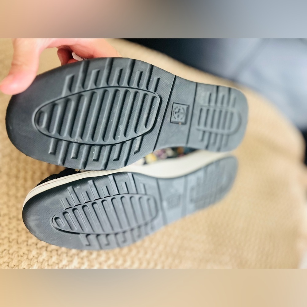 Dr. Martens Womens Askins Darcy Floral Black Canvas Shoes Size 7 - Picture 6 of 10